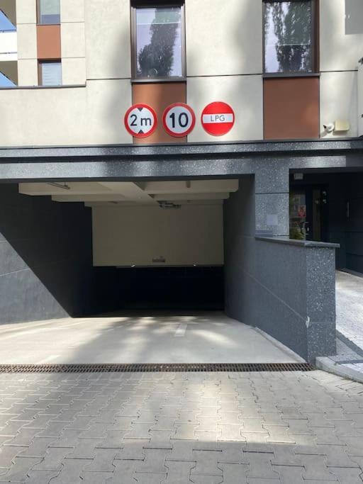 Apartament Apartament, Free Parking, Blisko Rynek-dworzec Pkp-pks, Sklepy Wrocław